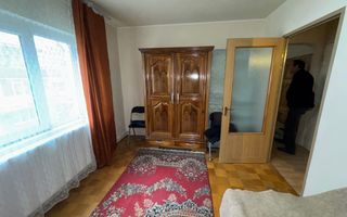 APARTAMENT 2 CAMERE ETAJ 2 CAMPULUNG VIȘOI - Poză 3