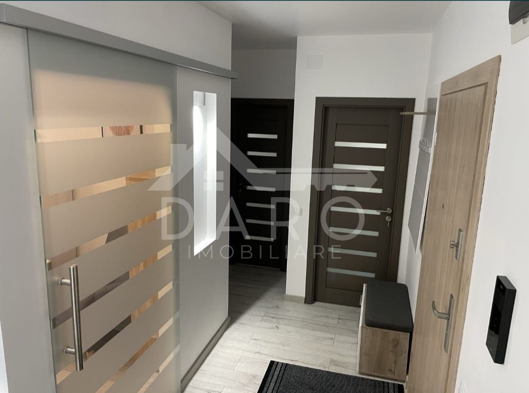 INCHIRIEZ APARTAMENT CU 2 CAMERE SI PARCARE UNIRII - Poză 3