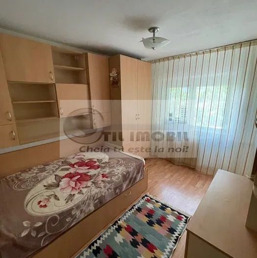 Apartament 3 camere CUG 470 euro - Poză 3