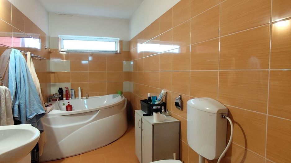 Duplex  Finisat Borhanci, str Romul Ladea - Poză 15