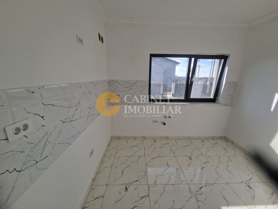 Vila Miroslava - langa Family Market - Asfalt - INTABULATA - Poză 8