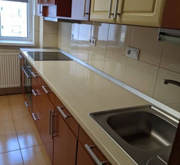 BRASADAS vinde ap 4 cam etaj 5 in zona Soarelui. - Poză 2