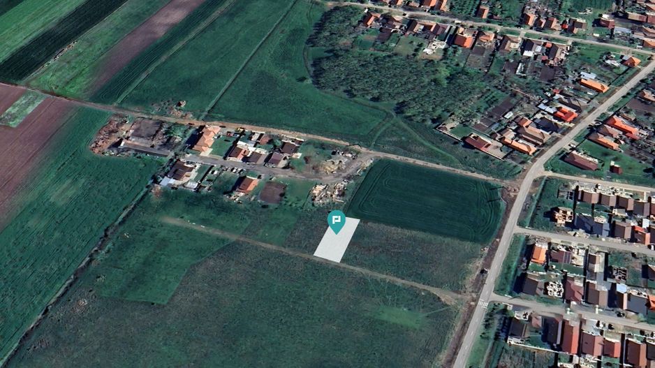 Loc de casa de 482 mp în Livada - Poză 1