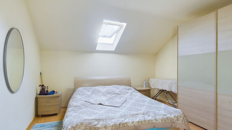 Apartament 3 camere Dumbrăvița - Poză 4