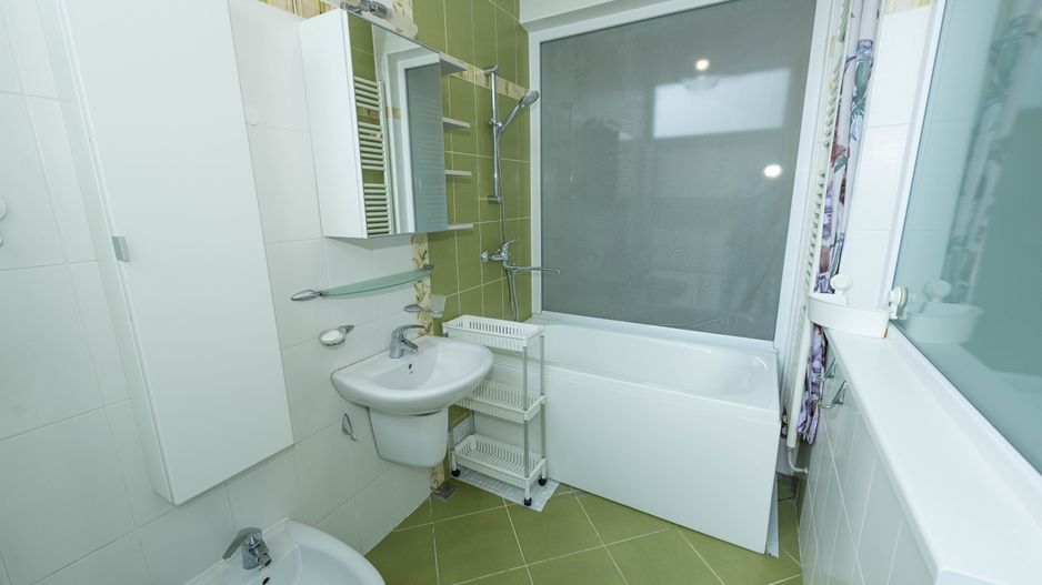Apartament de vanzare 137 mp, zona centrala, curte proprie - Poză 13