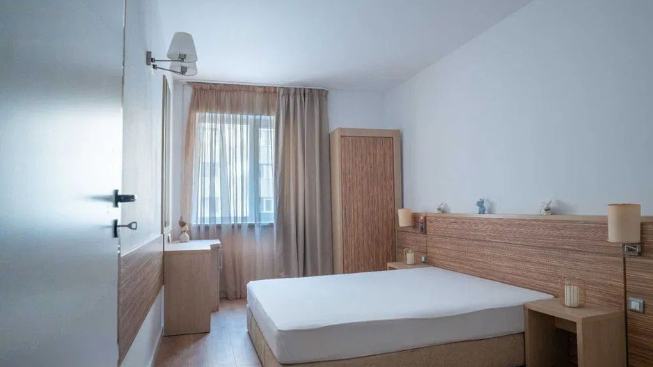 Apartament 3 camere - RIN - renovat nou - 85mp - Hotel - Poză 2