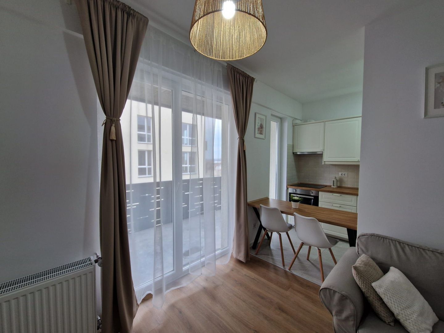 De inchiriat apartament 2 camere - Poză 3