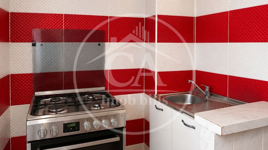 Apartament de vânzare cu 3 camere în Calea Clujului, Oradea - Poză 8