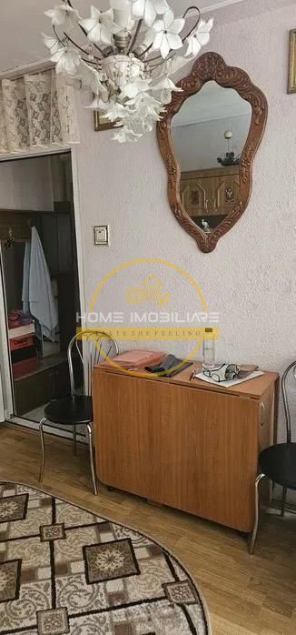 Apartament cu 2 camere / 30 mp/ zona Podu Ros - Poză 2