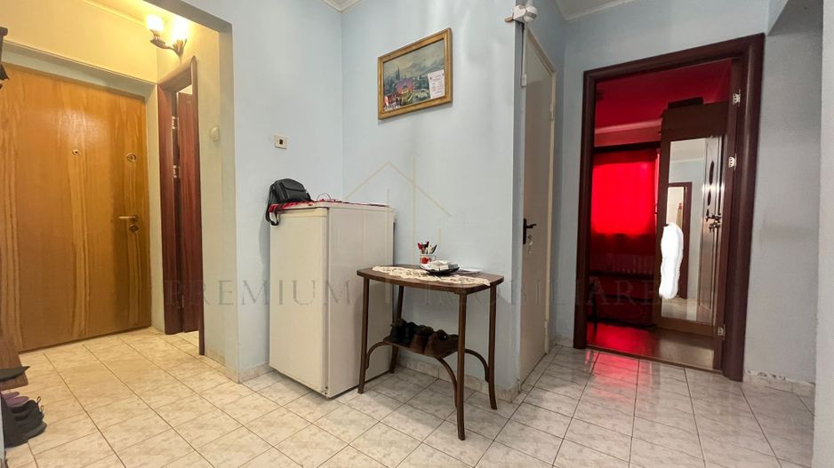 Apartament 3 camere – Etaj 2/4 – Zona de jos - Poză 3