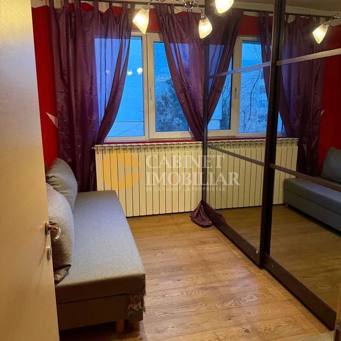 4 Camere Semidecomandat - Mobilat/Utilat  - Etaj 2 - Zona Mircea Cel Bătrân - Poză 3