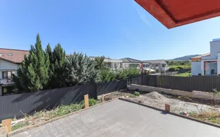 Duplex cu 8 camere in cartierul Buna-Ziua, teren 500 m2 ! - Poză 16