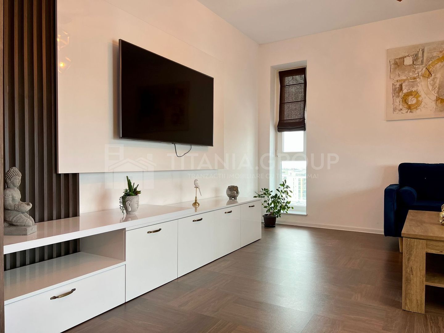 Apartament 2 camere mobilat și utilat, parcare și boxă - Kasper Coresi - Poză 3