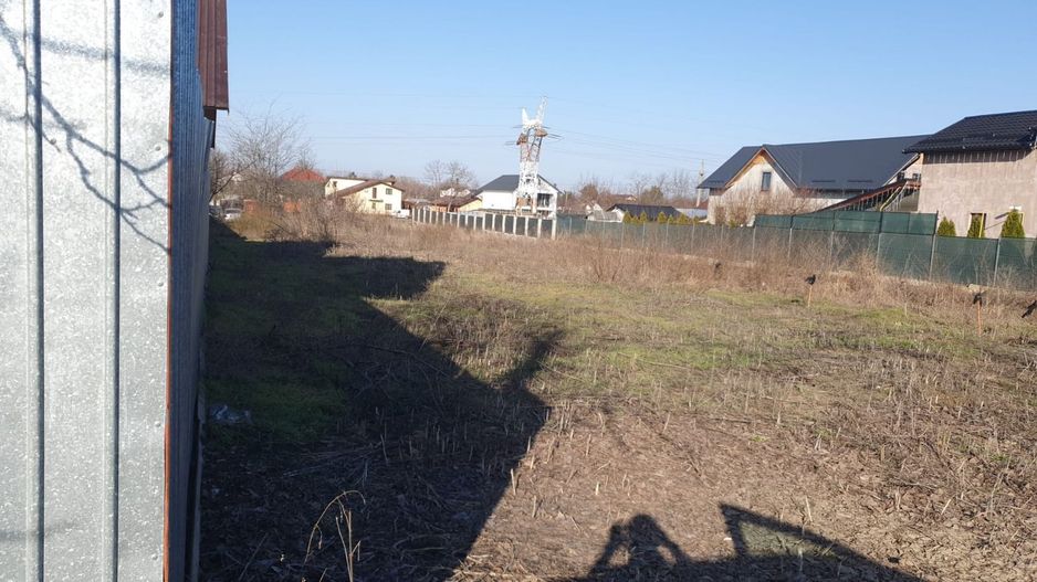 Teren intravilan Vanatori, 705 m.p. - Poză 3