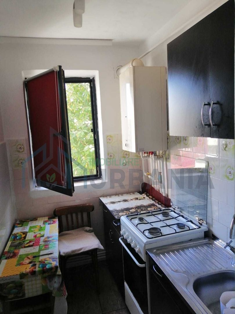 Apartament 2 camere de închiriat în Tătărași, strada Ciric - Poză 6