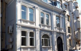 Ag BRASADAS închiriază vila cu 22 camere Piata Universitatii - Poză 2