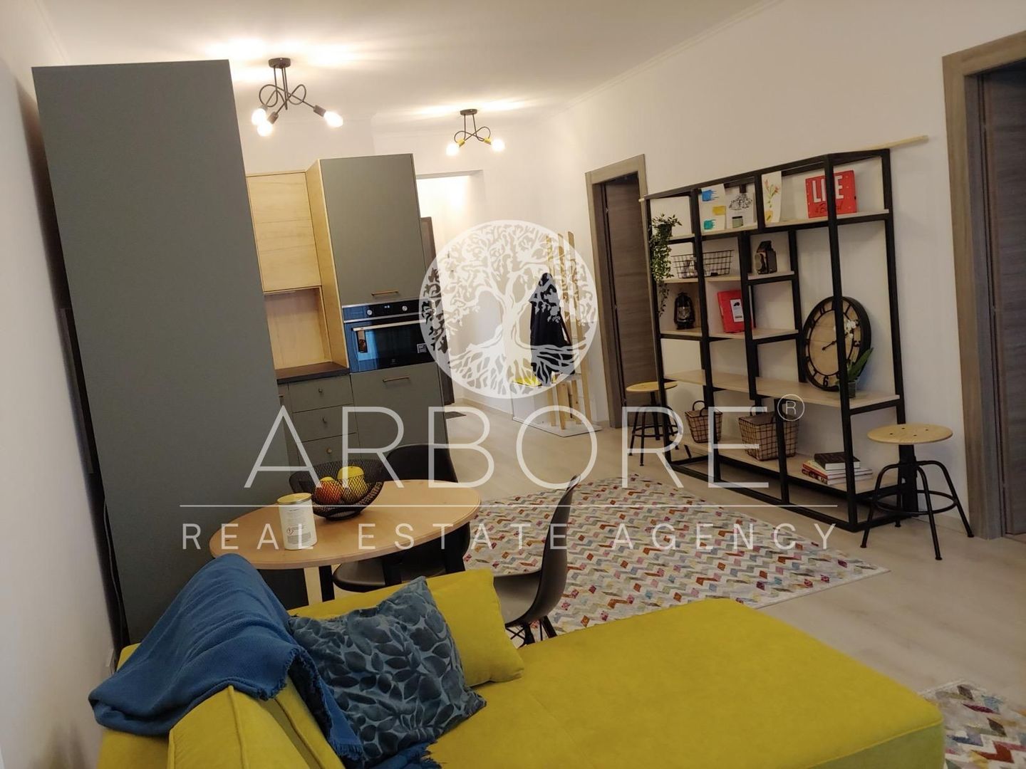 Închiriere  apartament 3 camere SoHo + loc parcare cu statie electrica - Poză 2