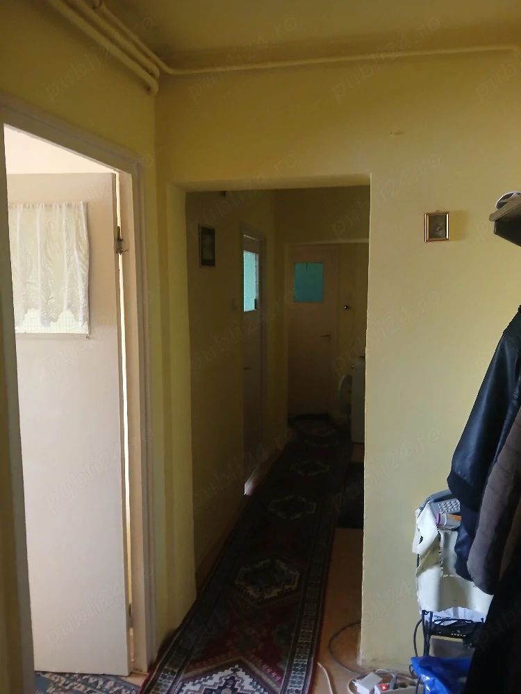 Vând apartament 3 camere, Campia Libertatii - Poză 3