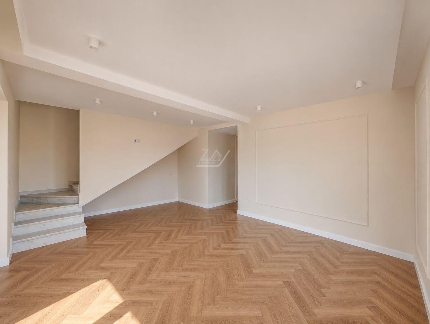 Duplex despartit prin camera tehnica! 5 camere, 3 bai. - Poză 2