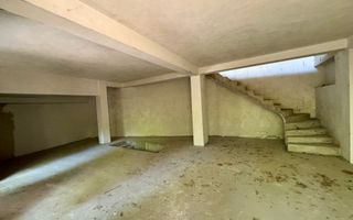 OPORTUNITATE RARA - imobil central, multifunctional, curte PROPRIE - Poză 28