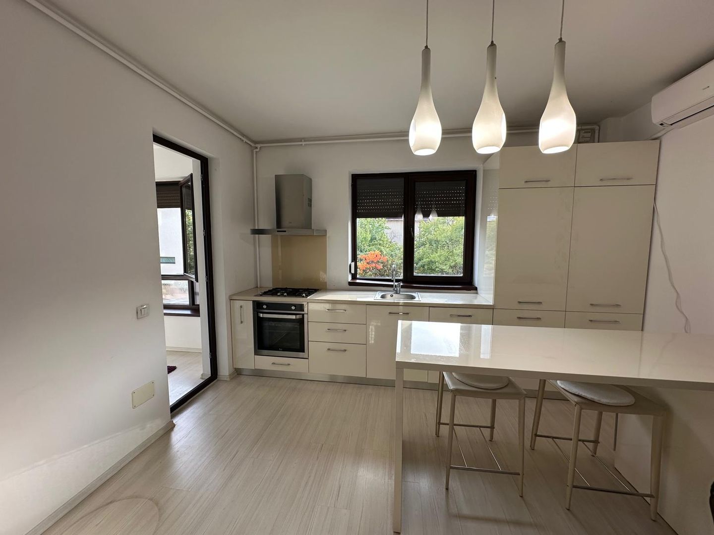 DE VANZARE Apartament 2 camere Fundeni - Poză 12