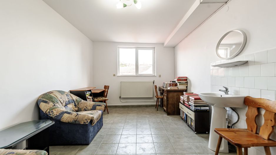 Casa si Cabinet medical in cartierul Functionarilor - Poză 8