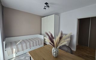 Apartament ultrafinisat cu 2 camere, zona centrala in Floresti. - Poză 5