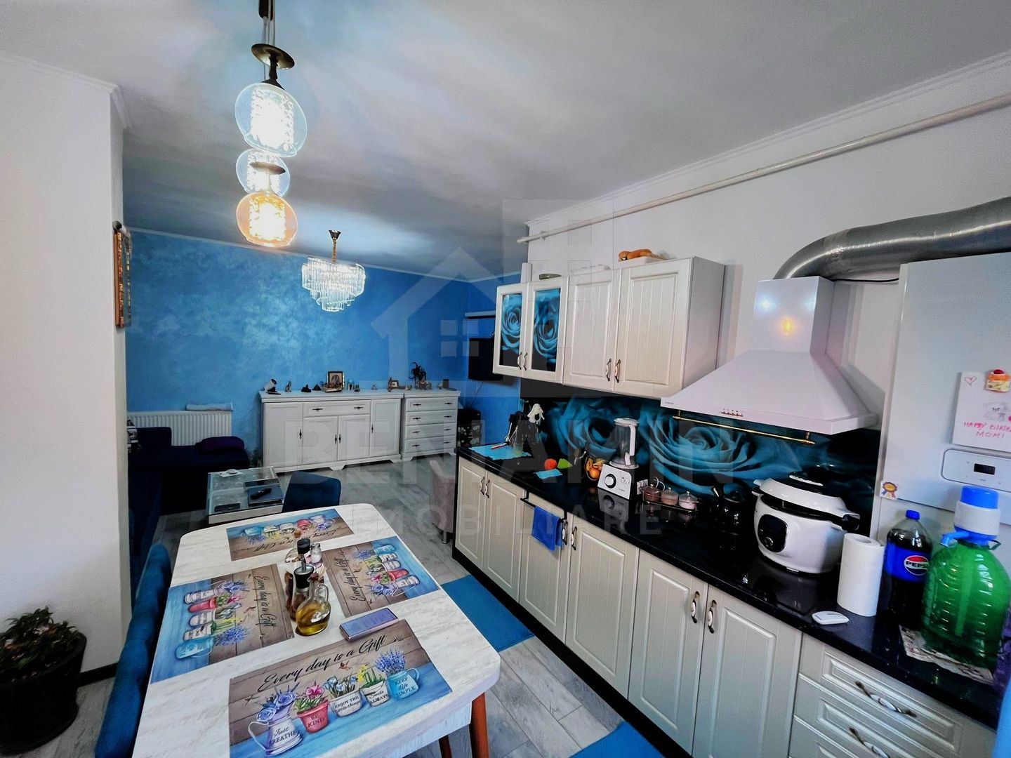 Apartament-Bloc-Nou-Parcare-Curte-Proprie-45mp-Mobilat-Utilat-Liber - Poză 3