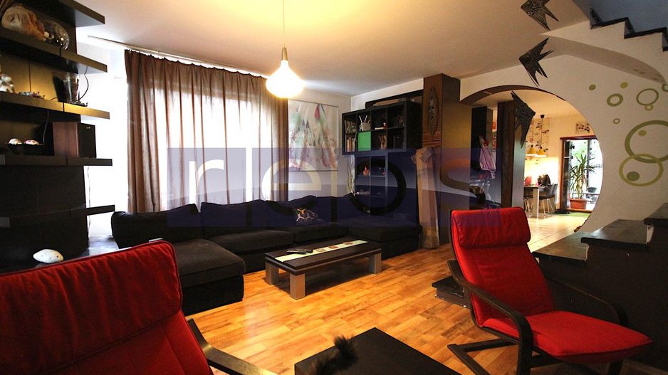 VANZARE VILA COCHETA PLUS CURTE | ZONA DOMENII - Poză 1