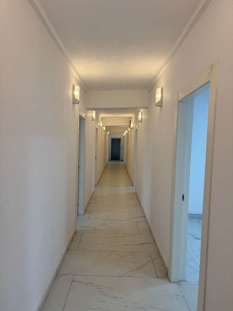 Spatii birouri de inchiriat renovate moderne L329 - Poză 6