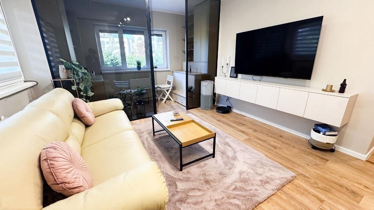 De vanzare Apartament 3 camere Granvia Lujerului - Poză 2