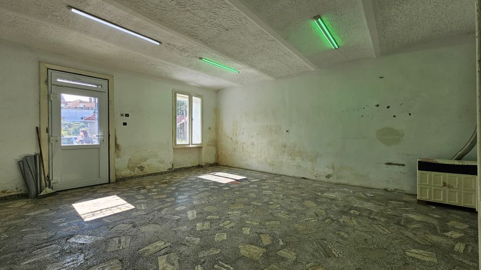 Spatiu birouri 30 mp, acces strada, zona centrala, Reghin, 0% Comision - Poză 3