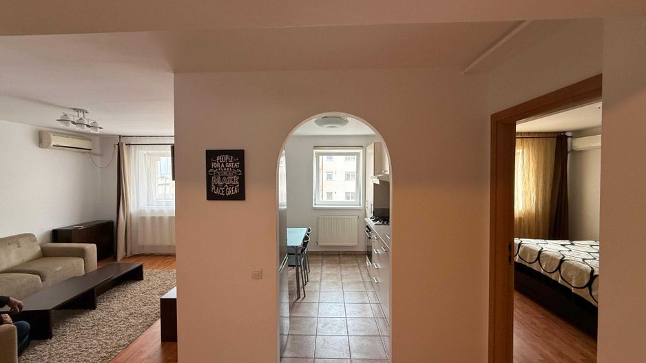 Apartament luminos 2 camere.  Cu Centrala. Complex Confort Park. Delta Vacaresti - Poză 2