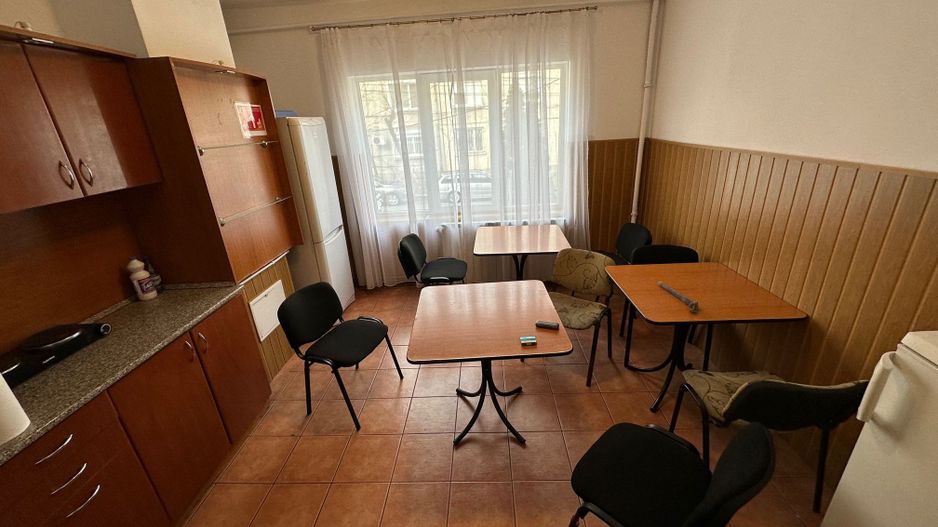 Apartament spatios 150 mp - Poză 7