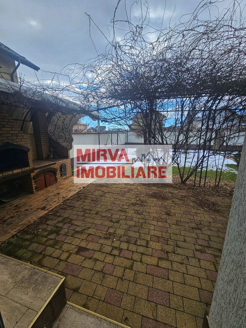 Vilă spațioasă Strejnicu S+P+1E+M, 8 camere, garaj, teren 595 mp - Poză 22