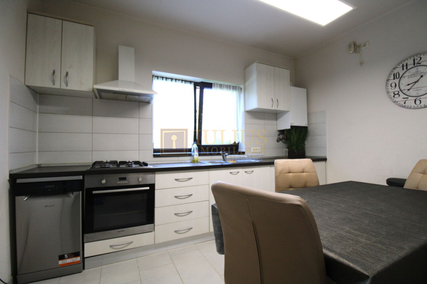 1/2 duplex, mobilat si utilat complet – Giroc - Poză 4