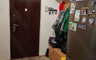 Apartament 4 camere, decomandat, 80.94 mp - Poză 2