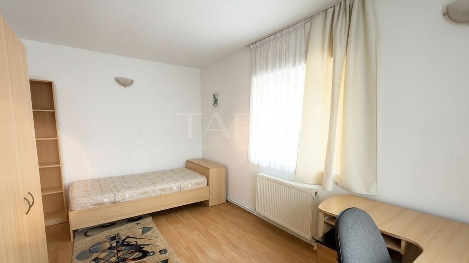 Apartament spațios, mobilat modern, cu parcare și garaj– zona Câmpului - Poză 9