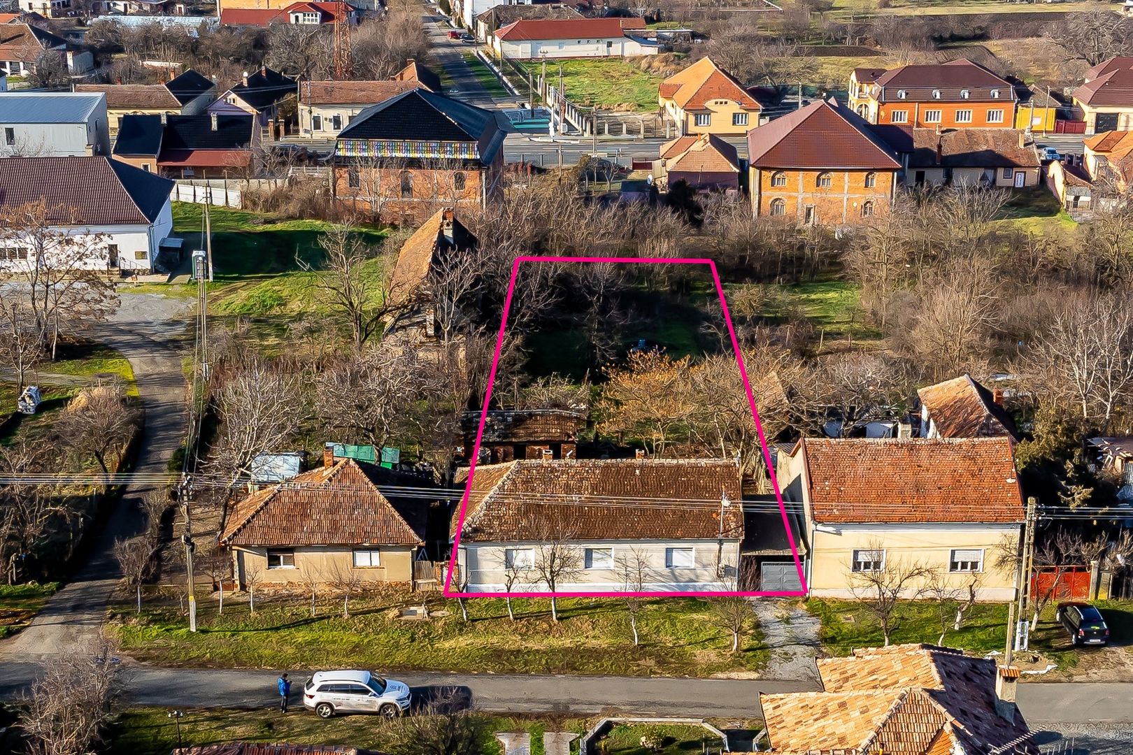 VÂNDUT! Casă cu teren generos de 1680mp pe dealul Șiriei! - Poză 3
