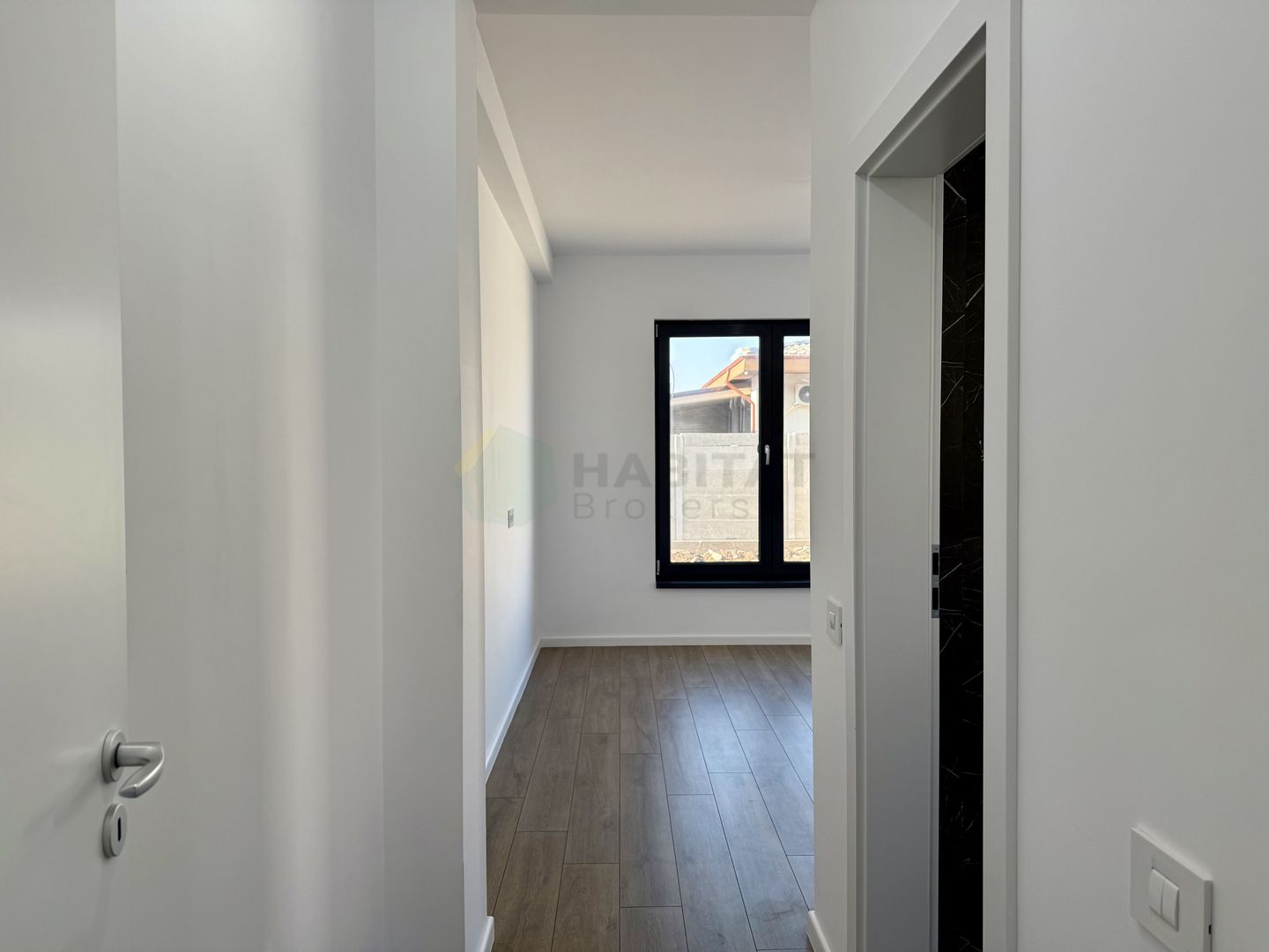 Casa individuala 4 camere Tunari-Lacul Pasarea - Poză 11