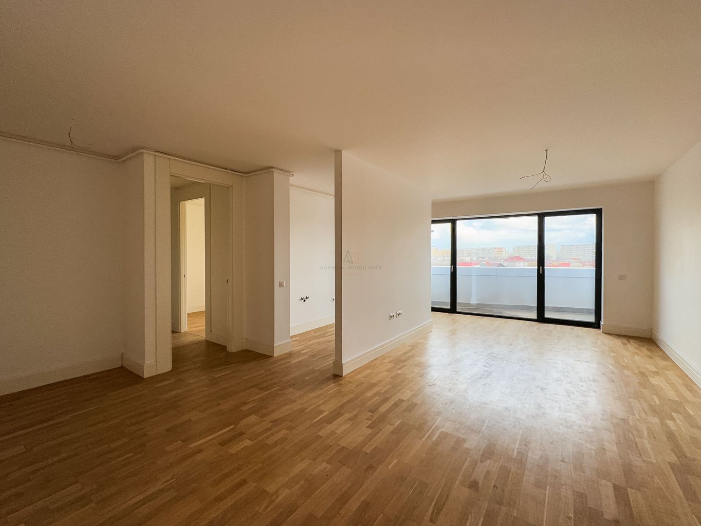 3 Camere 102 The Address | Parcare Subterana | Vedere Spate - Poză 2