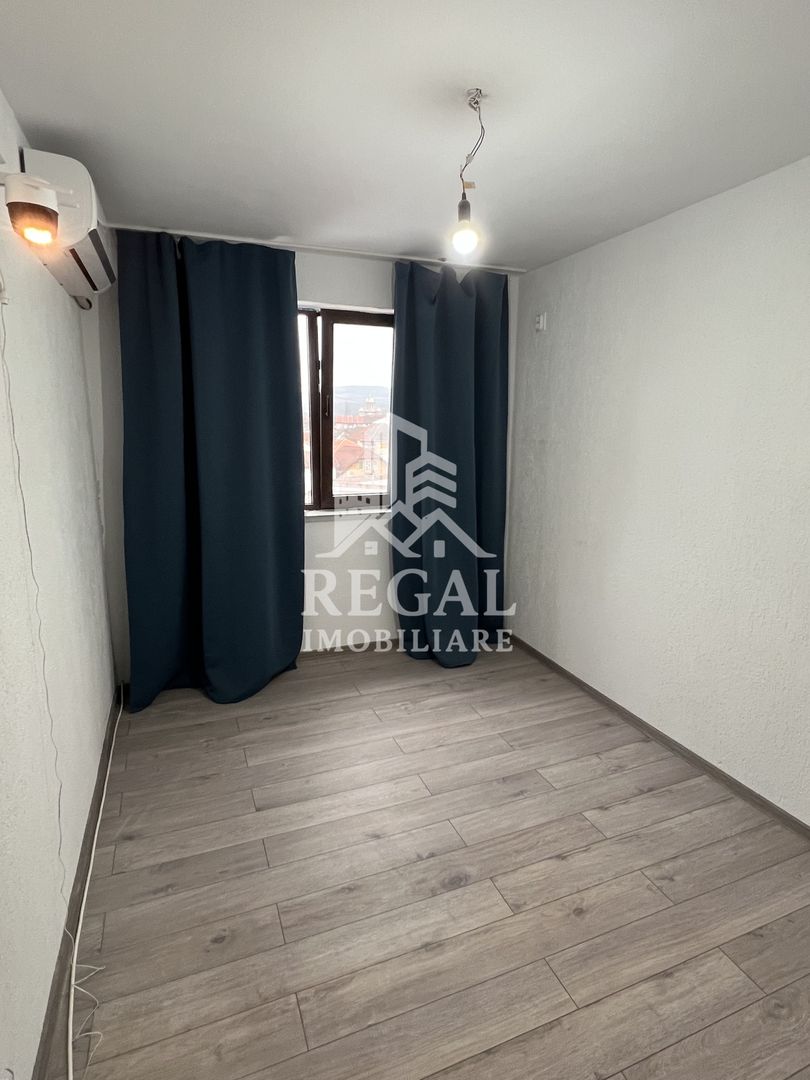 PRET NOU - Cameră de cămin cu baie proprie – Piața Obor etaj 3/4 - Poză 1