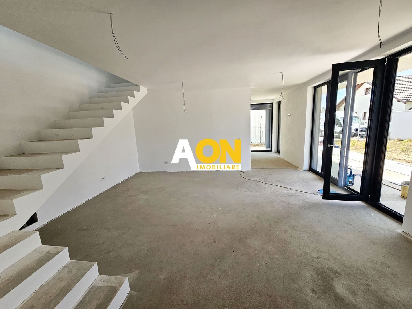 Casa moderna, 4 camere, semifinisata, 386 mp teren, zona Micesti - Poză 4