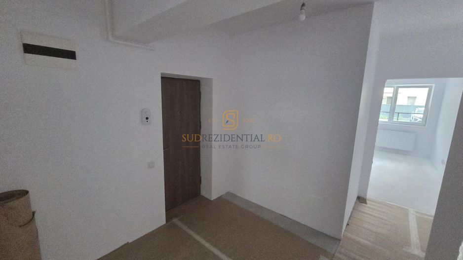 Apartament 3 camere cu curte proprie, aproape de metrou Berceni - Poză 12
