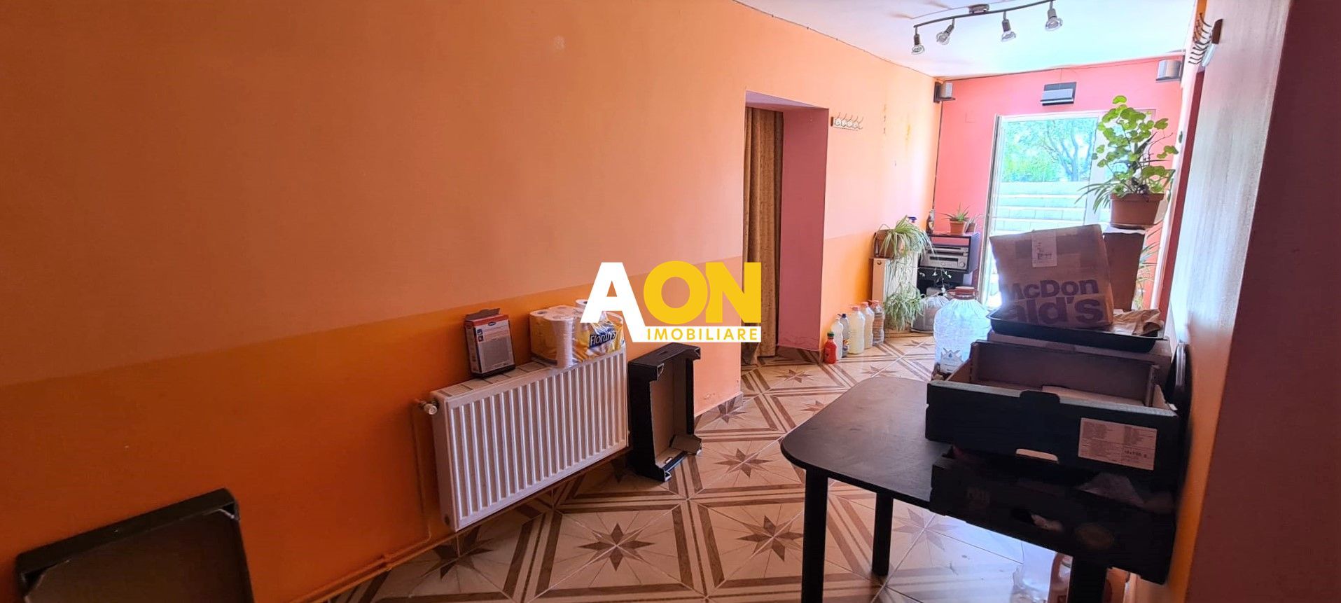 Vila pretabila pensiune + restaurant,  10 camere,  1000MP teren - Poză 3