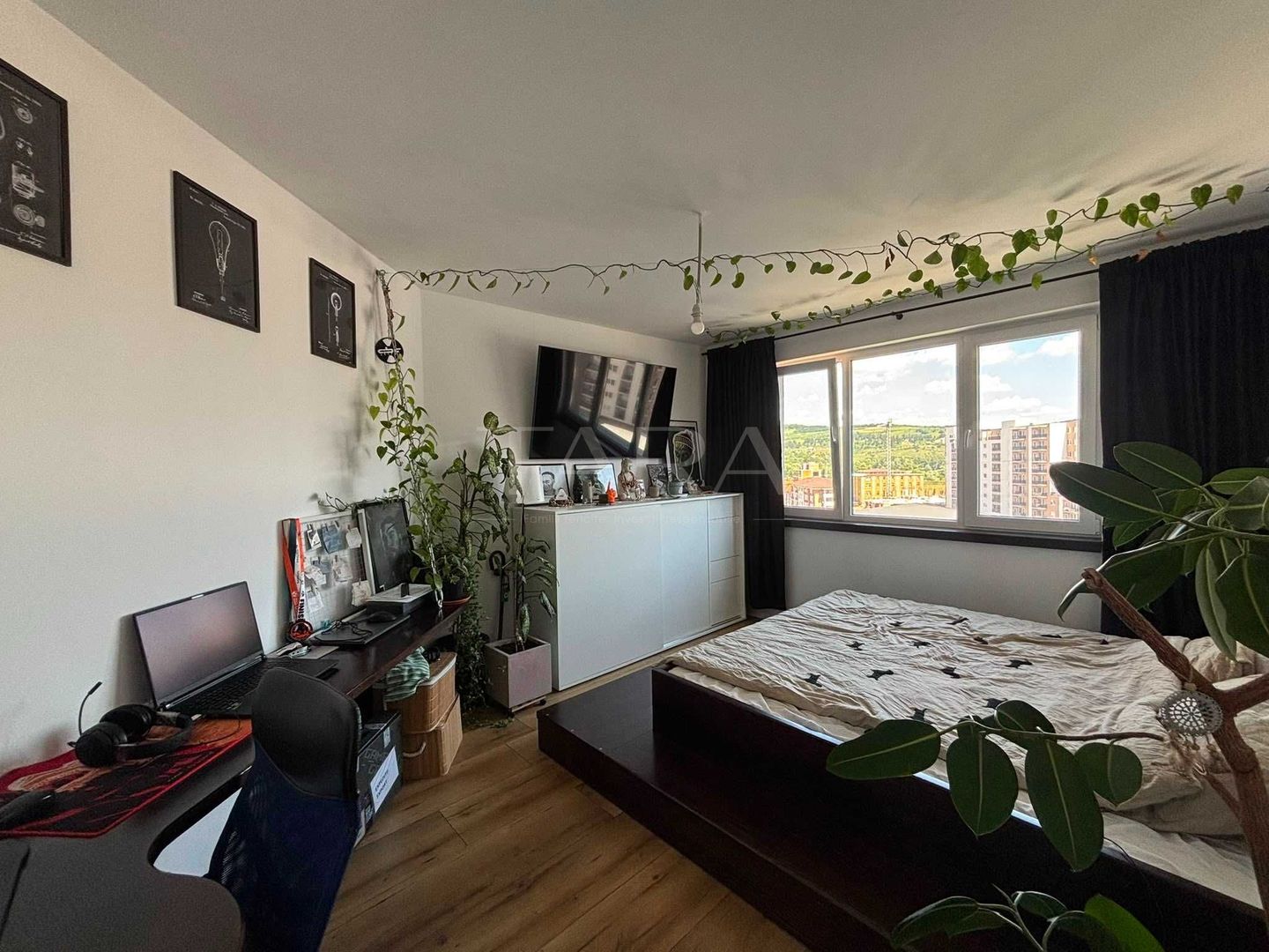 Apartament modern, parcare subterană, zona VIVO, Cluj-Napoca. - Poză 1