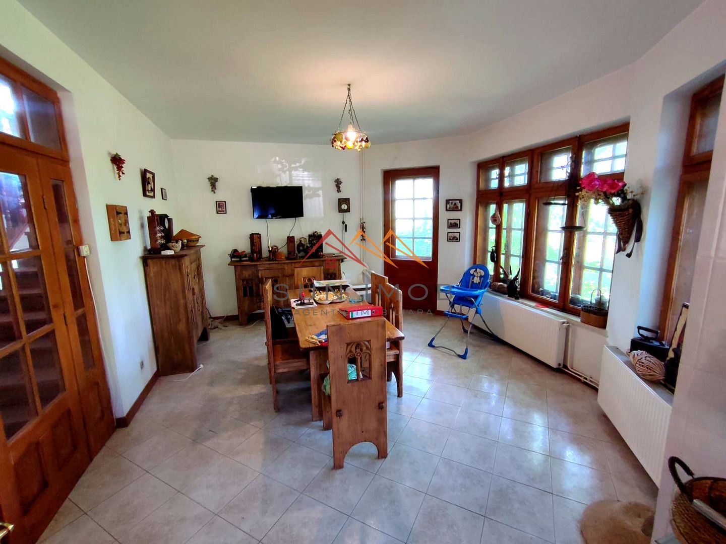 VILĂ DE VÂNZARE | CORNU DE JOS | 2.392 MP TEREN | PISCINĂ | 250.000 - Poză 4