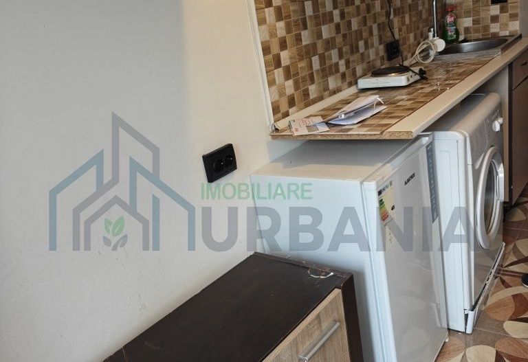 Inchiriere camera camin Bularga, 12 mp, cu wc si dus in casa - Poză 4