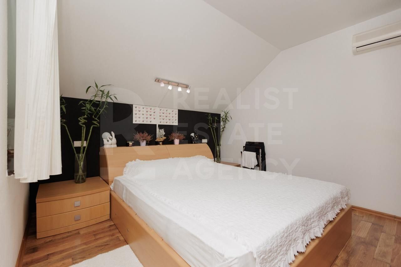 Vânzare, penthouse cu suprafața de 227 mp, str. Romană, Ungheni - Poză 19