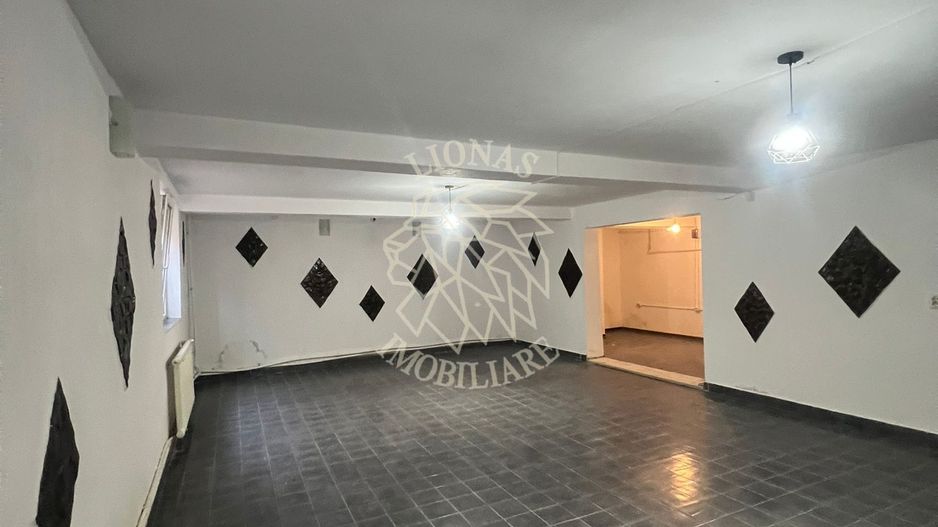 Spatiu comercial la strada 220 mp-parcare-Prundu Bargaului, Centru - Poză 2